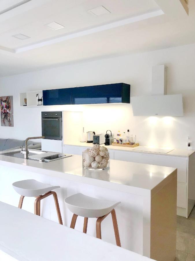 Villa Sinoe Пети-Бург Екстериор снимка